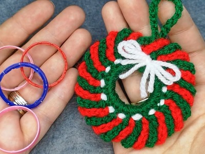 Crocheted Christmas wreath   Recycled plastic ring Scrap Yarn Project