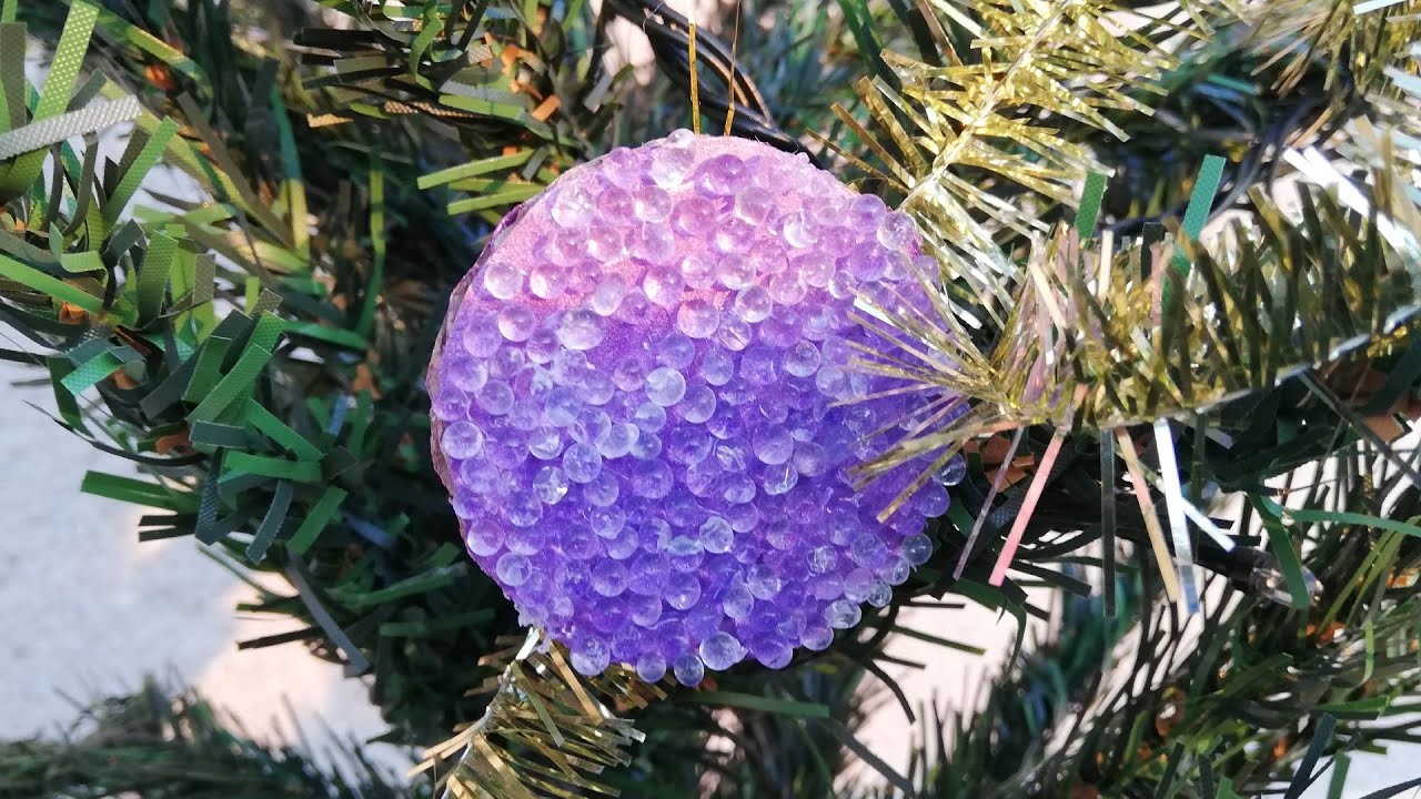 DIY xmas ornament looking like glass