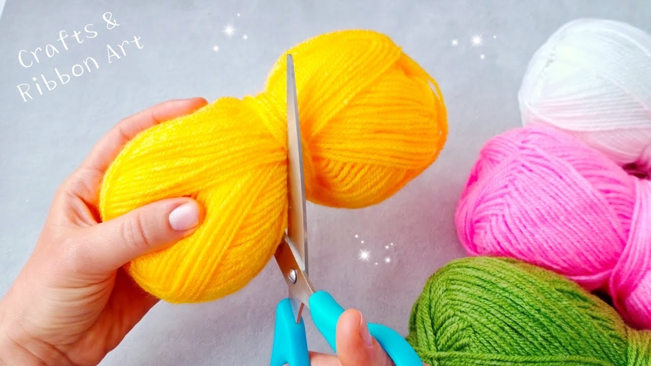 ⭐ It's so Beautiful !! ❤️️ Superb Craft Idea with Wool - DIY Easy Pom Pom Lemon Keychain