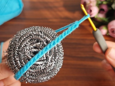 Wow!!Super idea, very easy crochet knitting ???? Amazing Knit with dish sponge. Bulaşık teli ile örgü ????