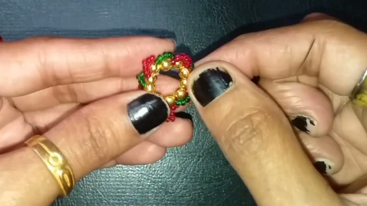 Diy Christmas wreath earrings & pendant. Tutorial for beginners #beadingtutorial #maya #howto