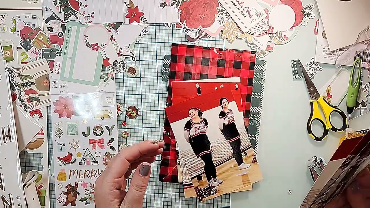 Scrapbooking process video December Daily day 6 & 7