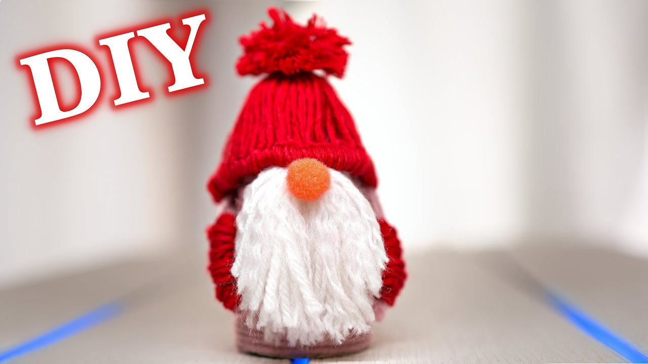 Amazing Christmas Gnome ???? Christmas Decorations Gnome ????  Low budget craft idea -DIY Christmas craft