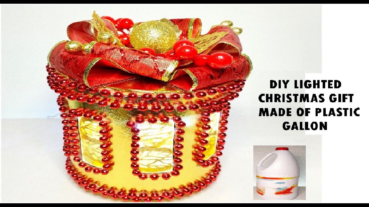 DIY LIGHTED CHRISTMAS GIFT MADE OF PLASTIC GALLON