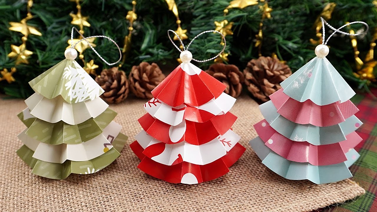 How to Make a Paper Christmas Tree Ornament | Tutorial