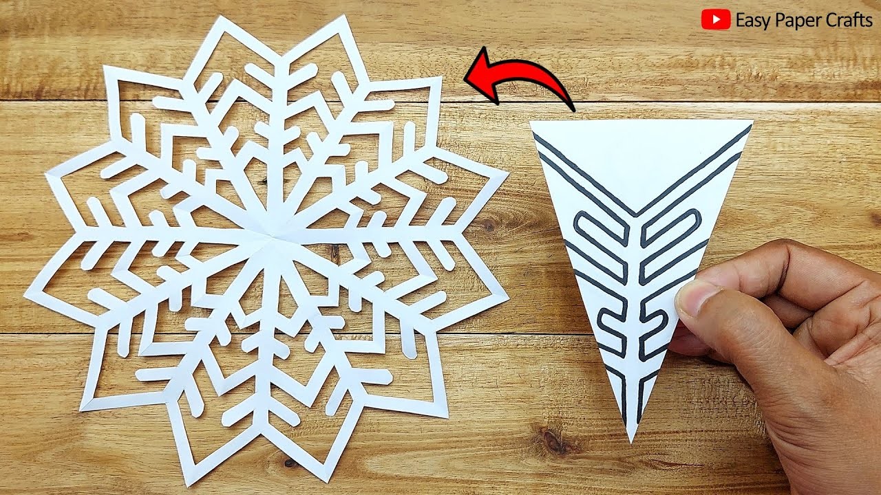 Paper Cutting Snowflake Design ❄️ How to Make Snowflake Out of Paper ???? Easy Paper Crafts