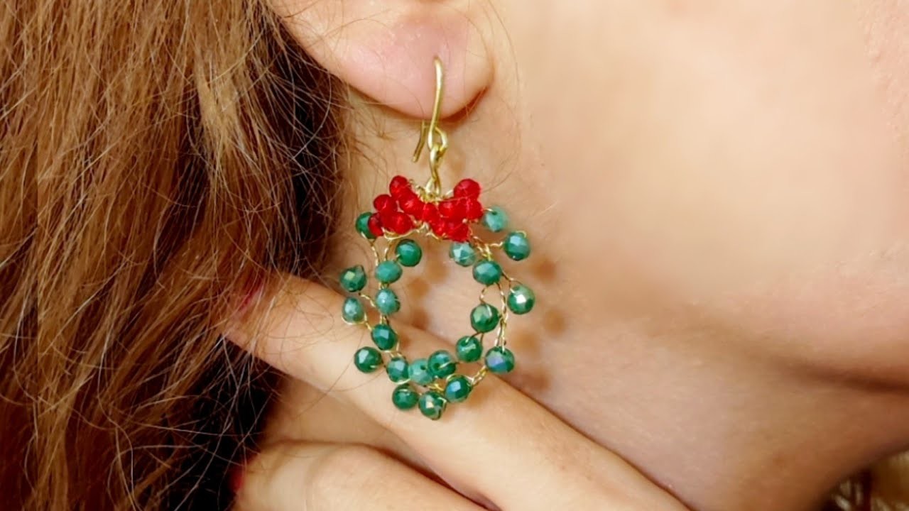How to make a Christmas wreath - handmade Christmas earrings #earrings #christmas