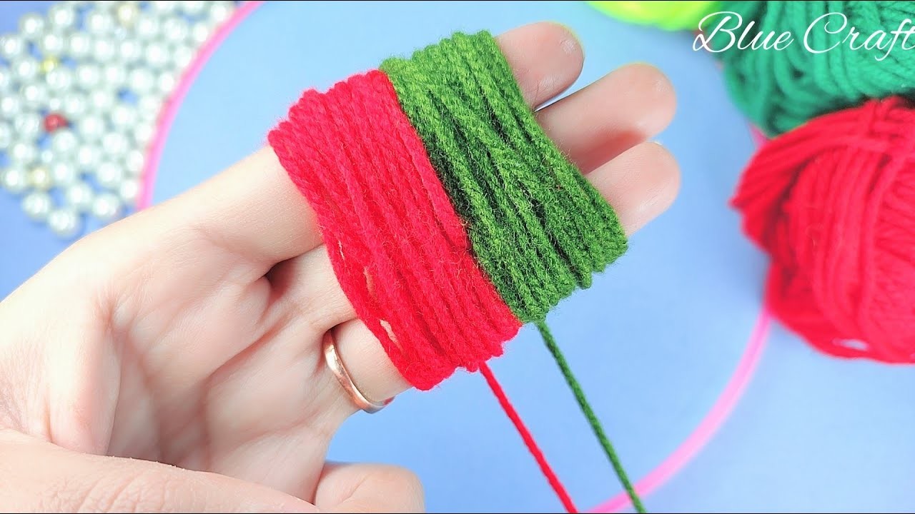 How To Make Pom Pom Flower With Woolen Thread | DIY Woolen Crafts | Handmade Crafts