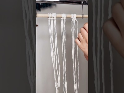 Beginner Macrame Knots (with explanation)