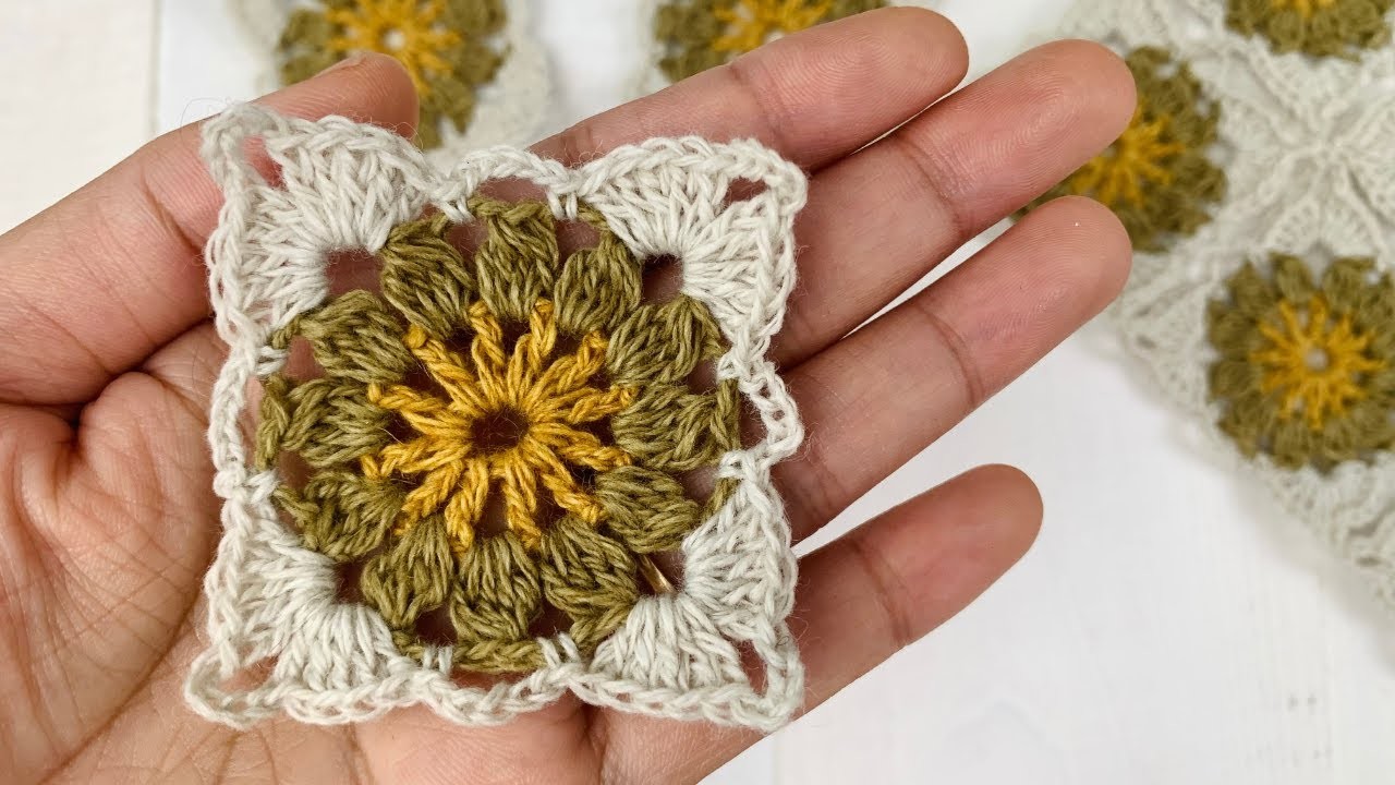 How to crochet a small flower granny square - Easy Crochet Lace Flower Motif