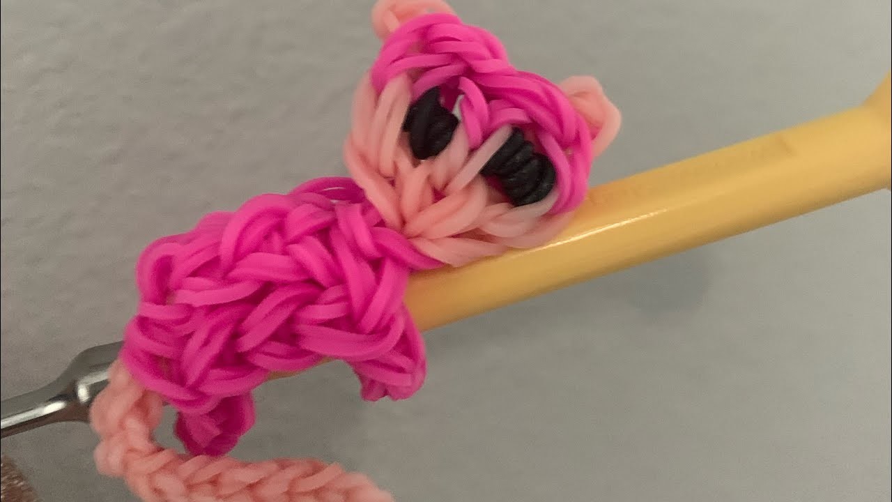 Rubber band monkey pencil hugger tutorial designed by @TheLoomDetective