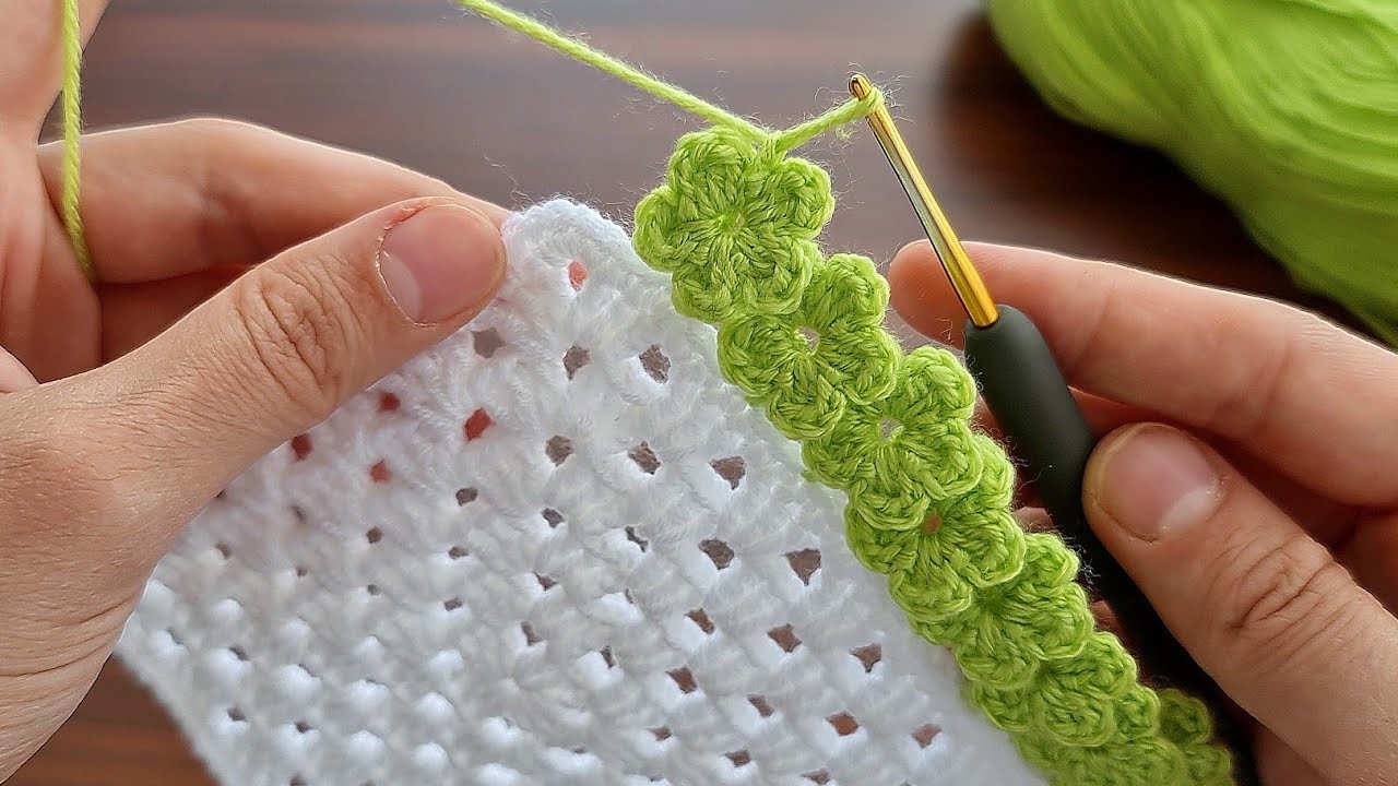So beautiful and so easy ???? How to crochet a coaster supla ✔ Çok Kolay Tığ İşi Supla Bardak Altlığı.