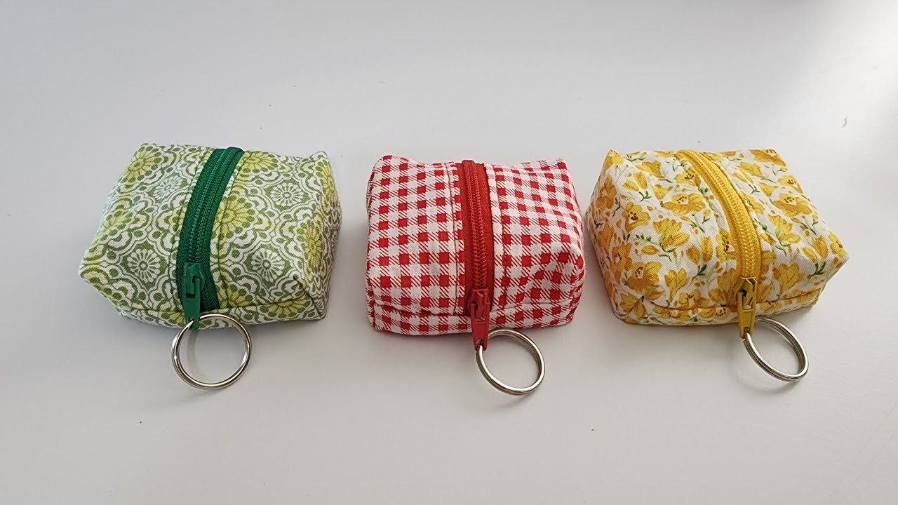 DIY SMALL ZIPPER COIN PURSE POUCH SEWING TUTORIAL|STOCKING STUFFER ZIPPER POUCH CHRISTMAS GIFT IDEA