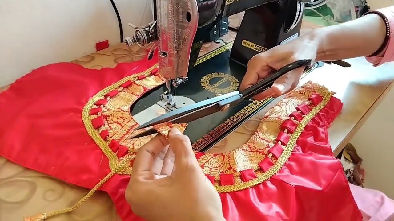 Paithani saree blouse design. butifull blouse design.cutting and stitching.