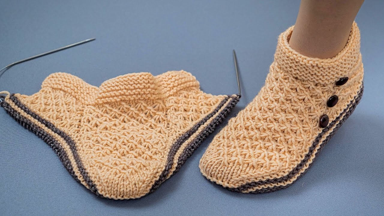 Simple and warm knitted slippers-socks with the pattern “Stars” - for beginners!