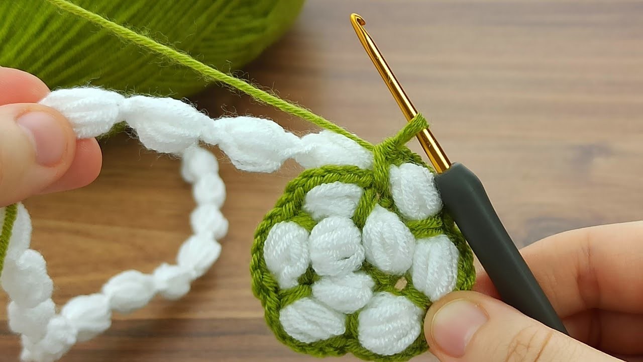 Wow???????? very easy crochet motif explanation #crochet #knitting