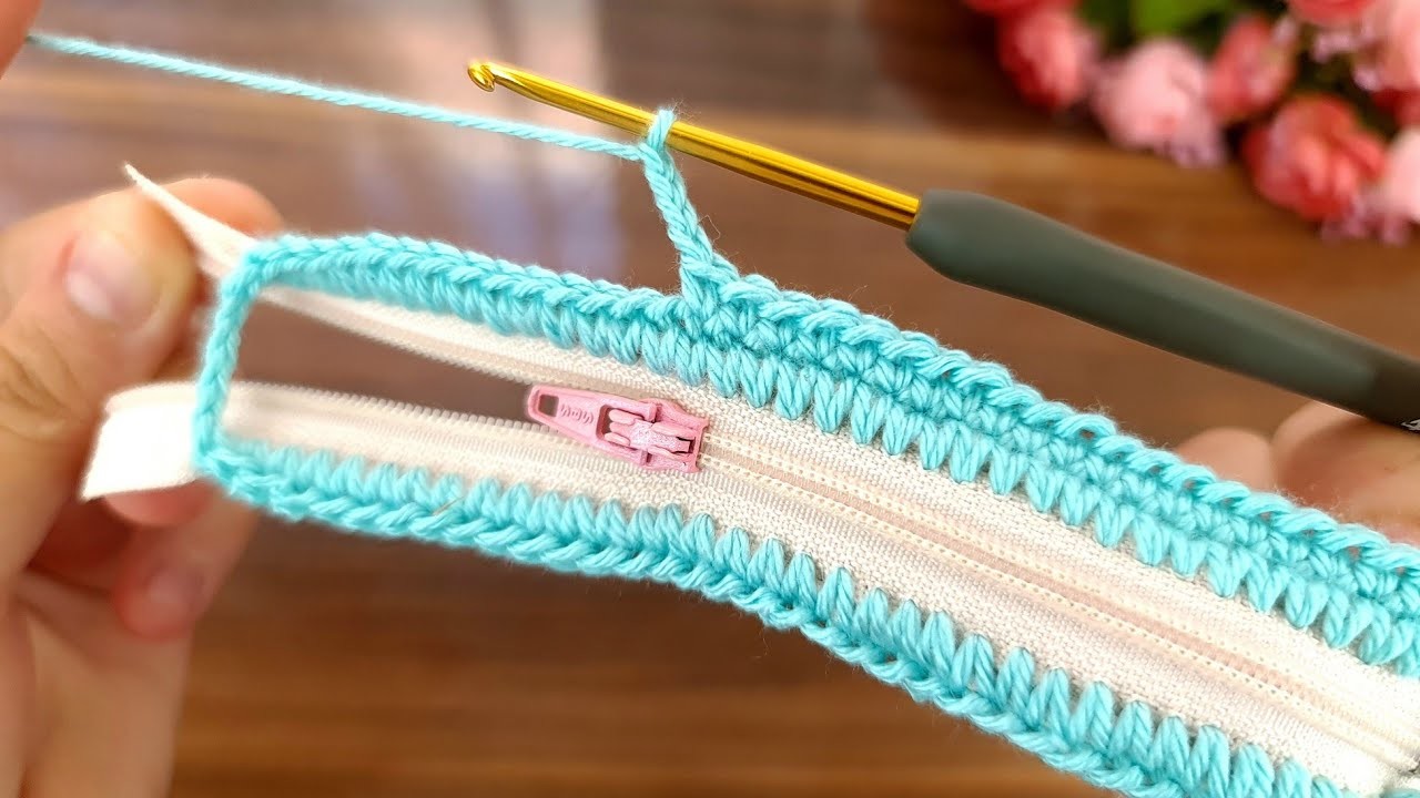 Wow! SUPER ????SO EASY EVERYONE CAN DO IT!????I crochet it for MY ZIPPER and fell in love with the result.