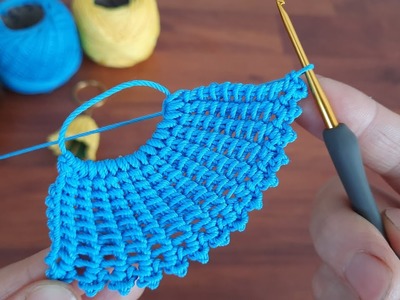 AMAZING BELL-SHAPED CHRISTMAS GIFT KEYRING MAKING.Very easy how to crochet watch.crochet gift.