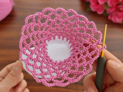 Wow! Super idea for making eye catching crochet baby socks ✔ göz alıcı tığ işi bebek çorabı.