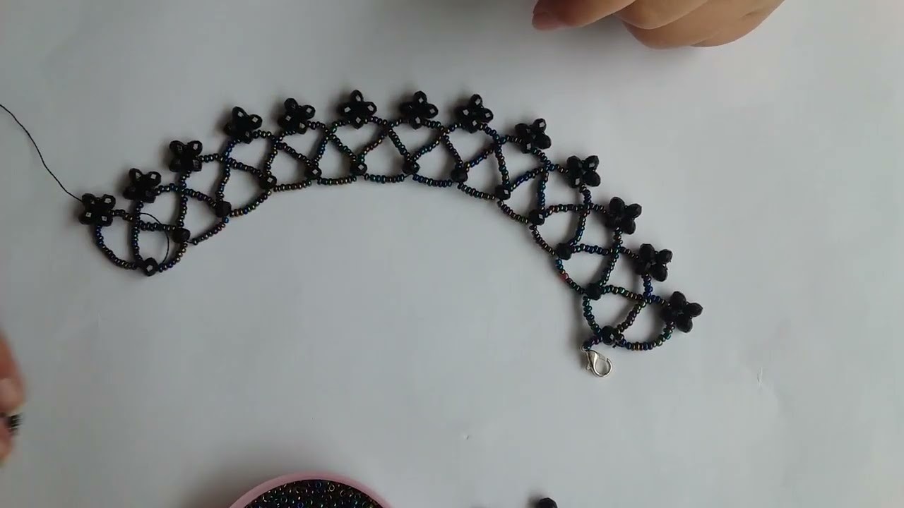 Black seeds and crystal flower neckless