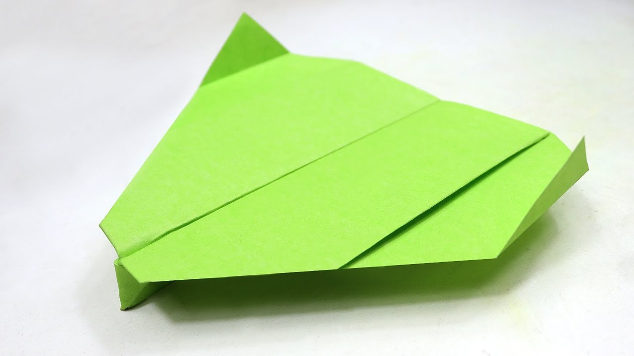How to Make a Paper Airplane that FLY FAR - Best Paper Plane