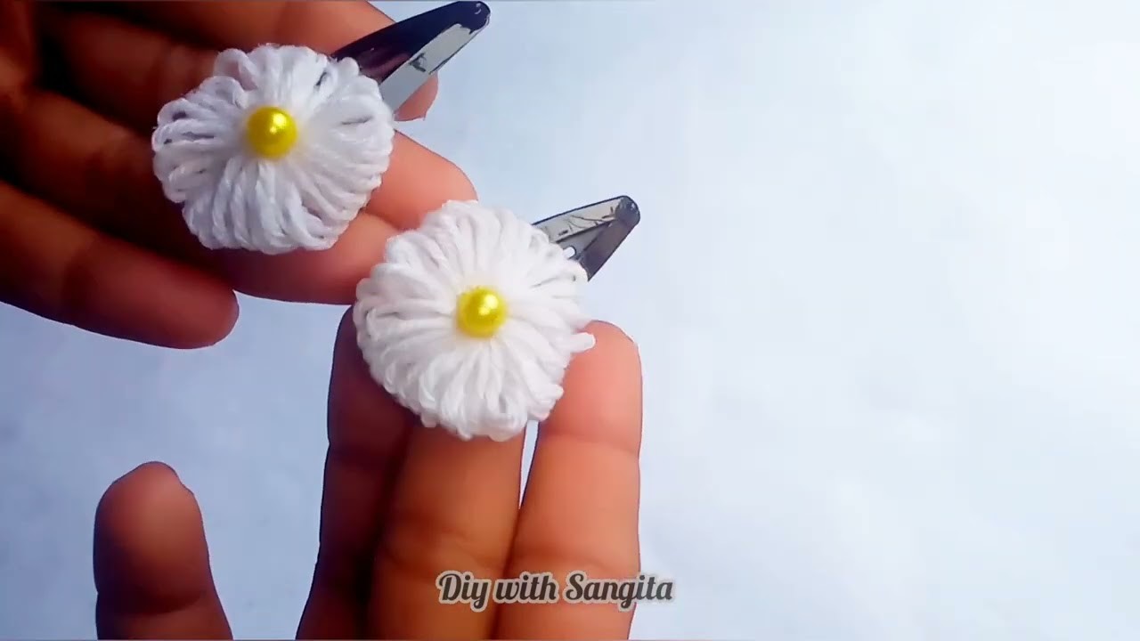 Diy hair clip.hair accessories.diy craft.diy hair clips at home.#youtube #diywithsangita #hairstyle