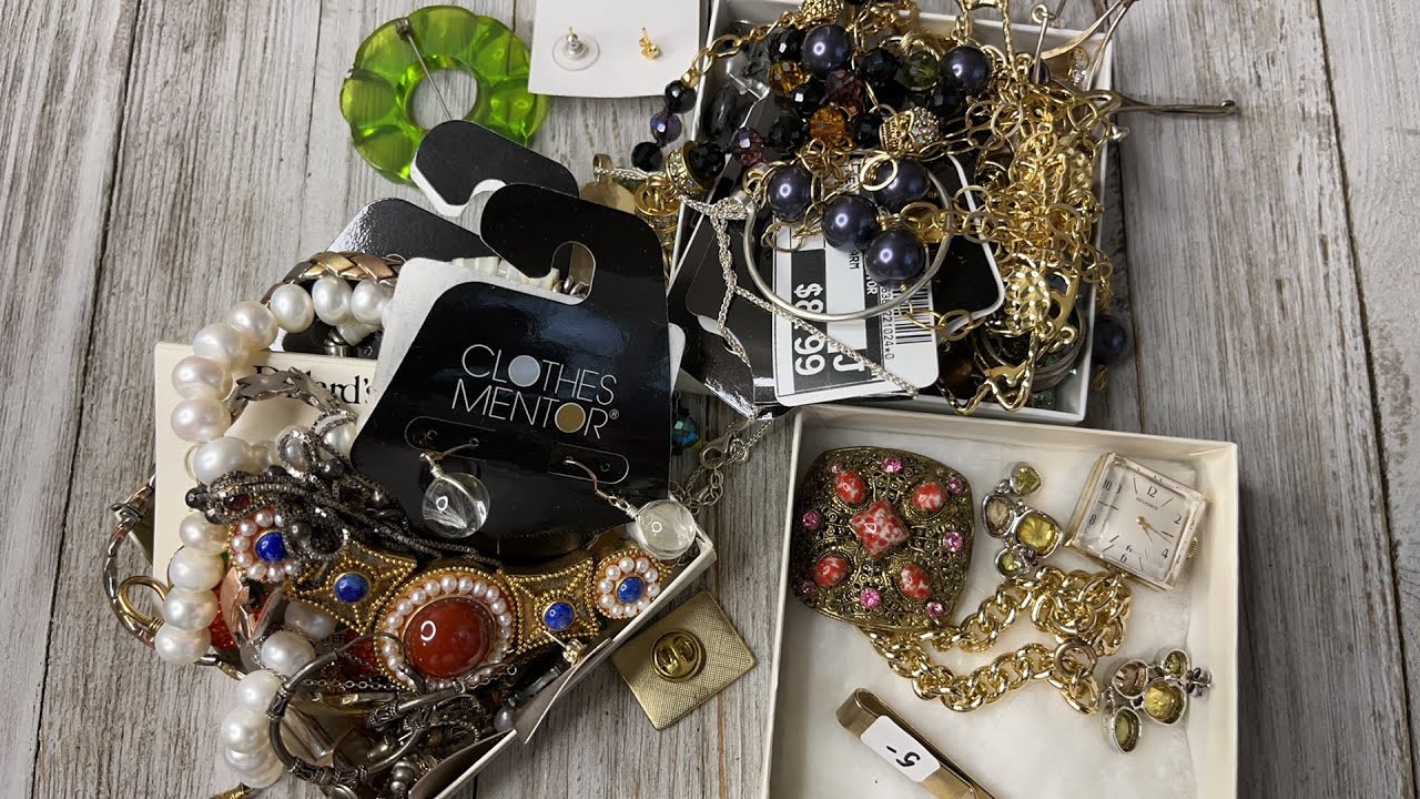 Vintage Jewelry Thrift & Estate Sale Haul