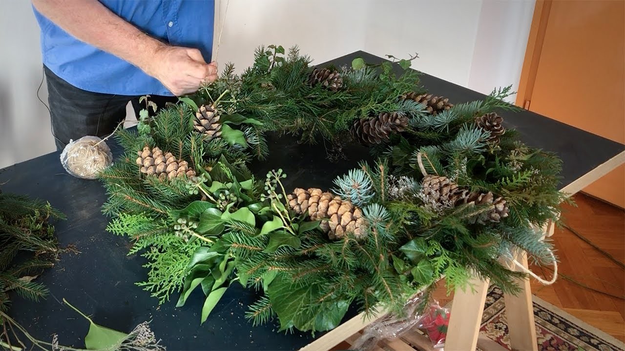 How To Make A Large ECO Bespoke Christmas Wreath
