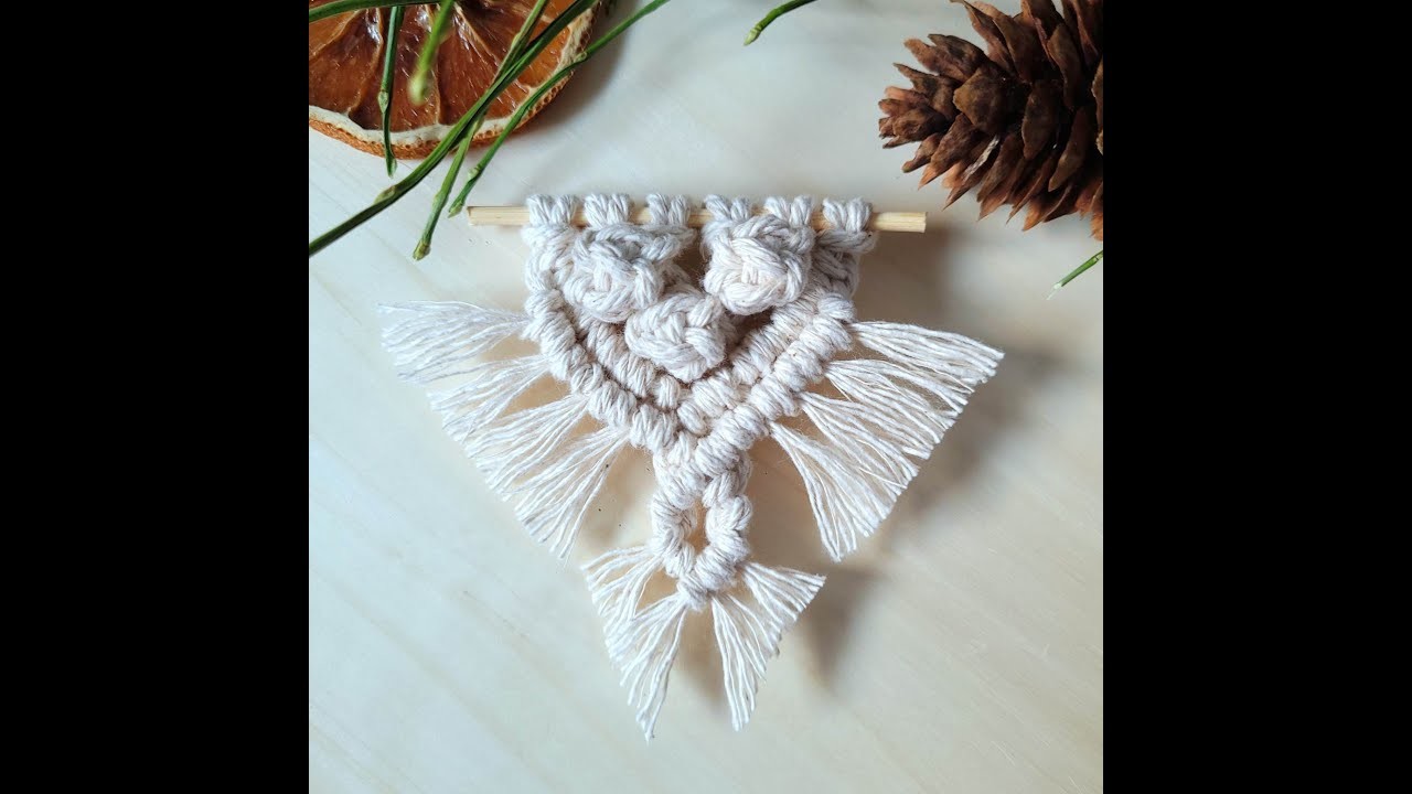 Easy Macrame ornament ???? DIY Christmas decorations ???? Macrame Christmas ornament