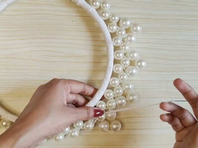 Christmas wreath| Diy easy pearl Christmas wreath for decoration| easy home decoration for Christmas