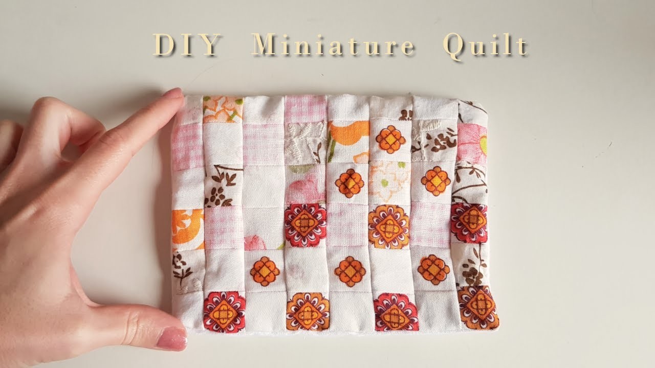 How to make a miniature quilt . DIY mini patchwork blanket, easy tutorial . Dollhouse furniture