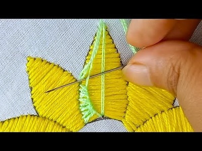 Cute Sun Flower hand embroidery tutorial.Needle point.Bordado fentacia #handembroidery #sewinghacks
