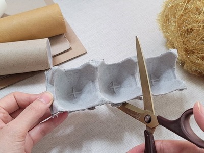 Egg box, toilet paper roll, yarn. You'll be speechless this amazing idea. DIY recycling craft idea