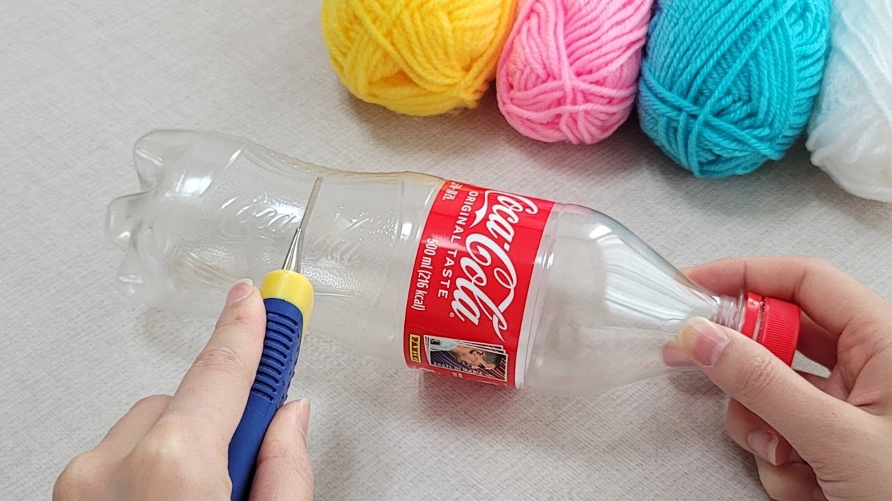 INCREDIBLE ! It's a useful and easy DIY ideas with recycled materials.