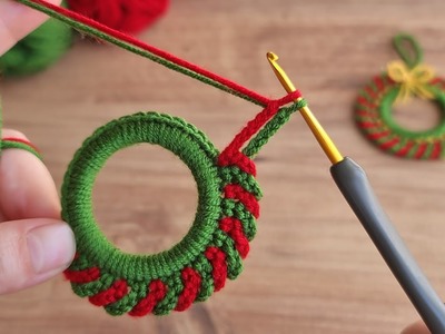 Wow!. MERRY CHRİSTMAS????You will love the Christmas ornament????Great Crochet Knitting Pattern????Süs Örgü.