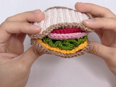 Crochet a Sandwich with Bread Toast, Lettuce, Slices of Cheese, Tomato & Meat | Crochet Play Food
