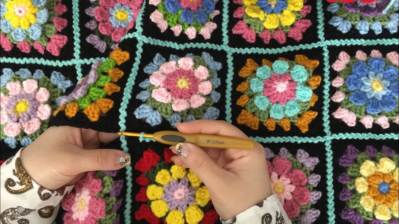 Crochet Granny Square Flower | HappyBankyCraftymom