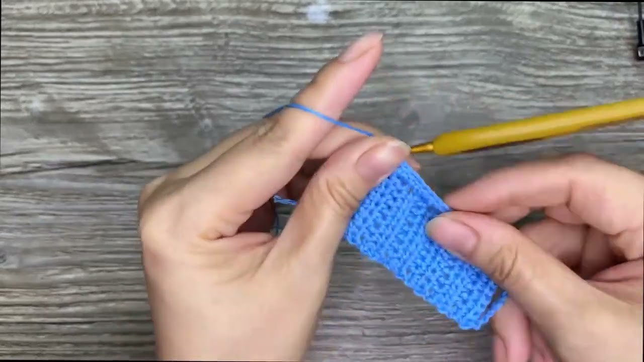 Easy crochet cable clip