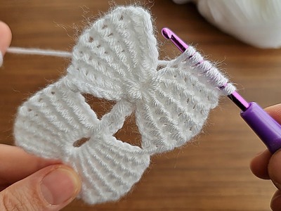 Wow! super idea how to make eye catching crochet hair band ???? Göz alıcı tığ işi saç bandı.