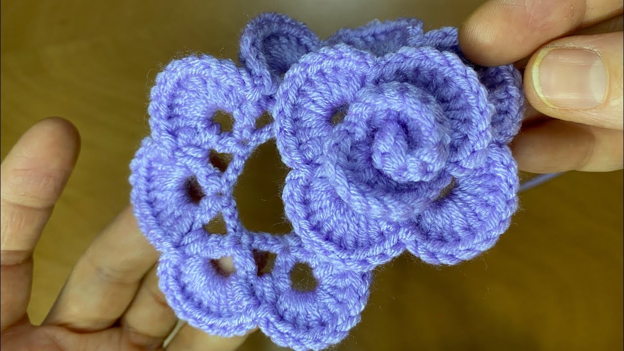 Wow ????Amazing!!!!????✅ you won't Believe I did this.very easy crochet rose motif making for beginners