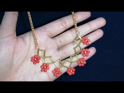 Very easy to make beaded daisy chain necklace.How to make flower pendant with bugle beads  DIY