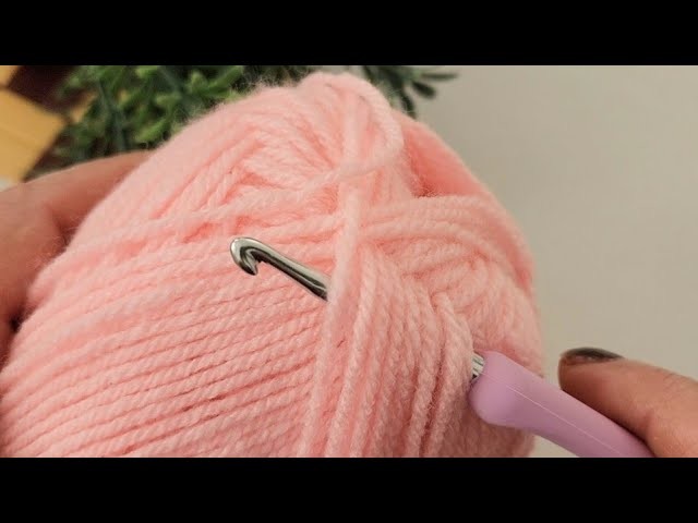 AMAZING! I love that stitch! It very simple and very beautiful! Crochet