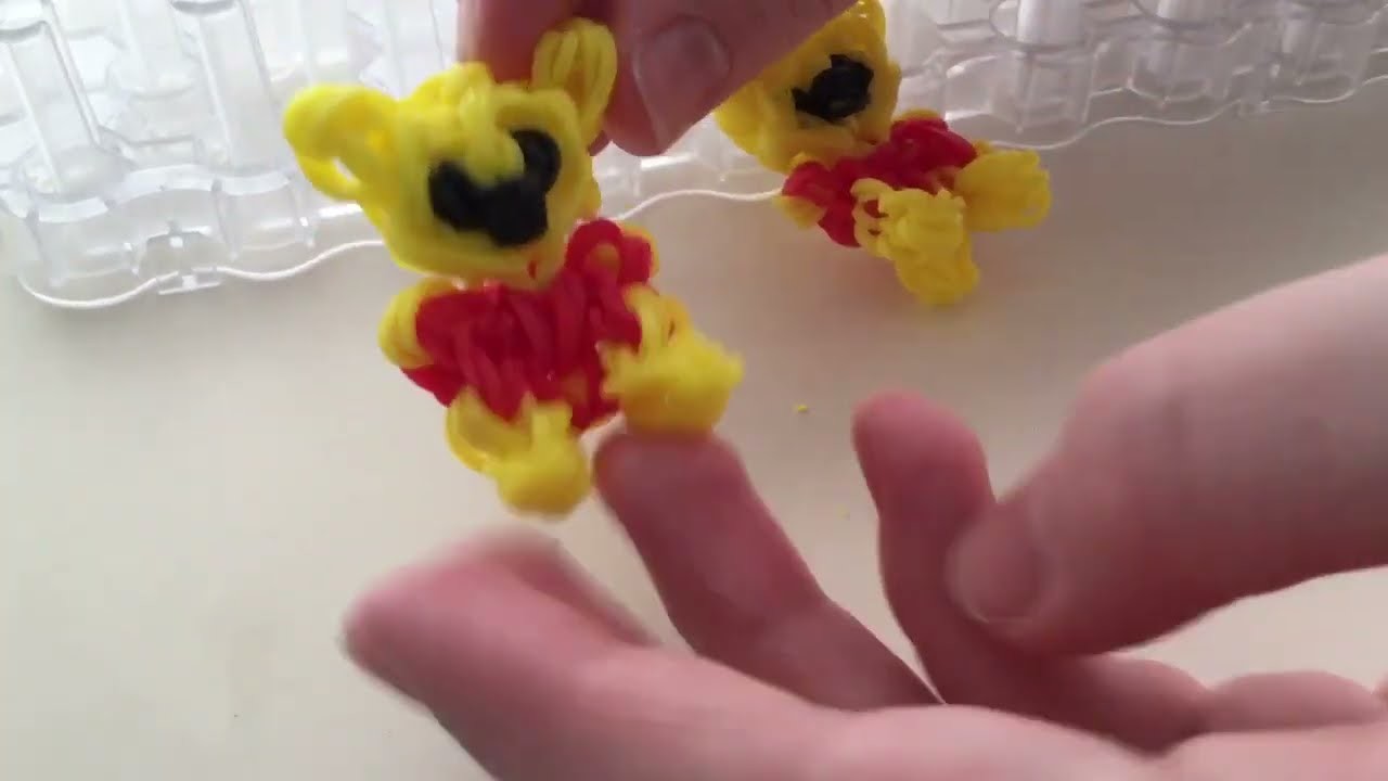 How to make Winnie The Pooh on Rainbow Loom pt.2