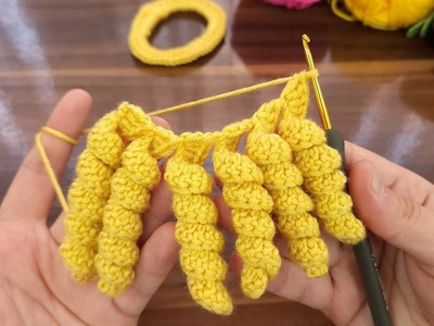 Omg!????SUPER IDEA WITH WOMEN SOCK????Everyone at my daughter's school wants me to knit this for them!