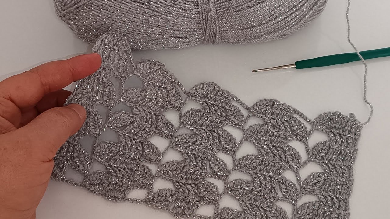 You won't believe this model is 1 row! crochet simple and beautiful leaf pattern