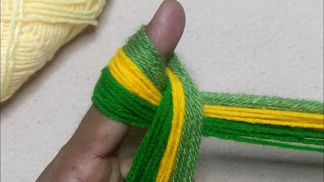 Amazing 2 Beautiful Woolen Yarn Flower making ideas with Finger | Easy Sewing Hack