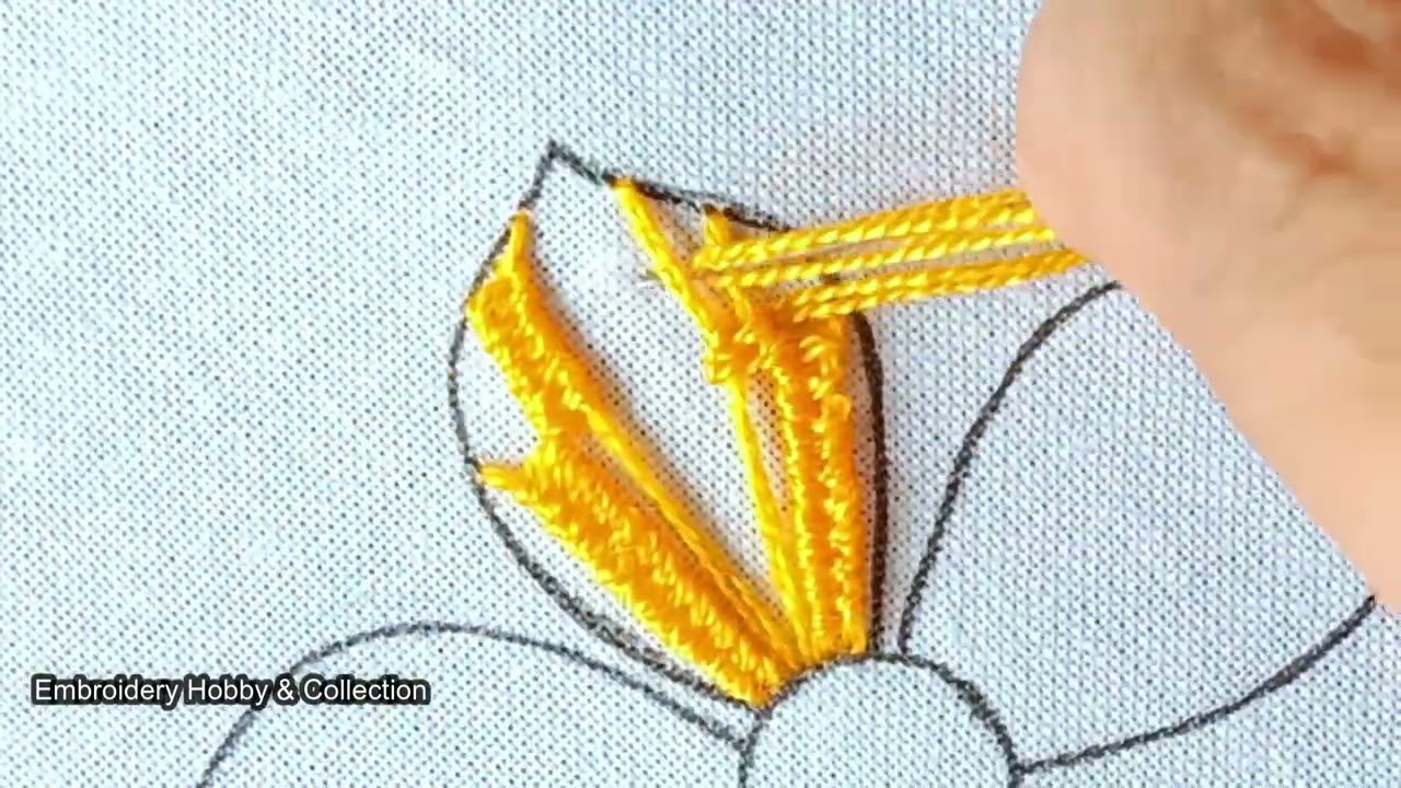 Beautiful flower hand embroidery tutorial.Needle pount.Bordado fentacia #handembroidery #sewinghacks