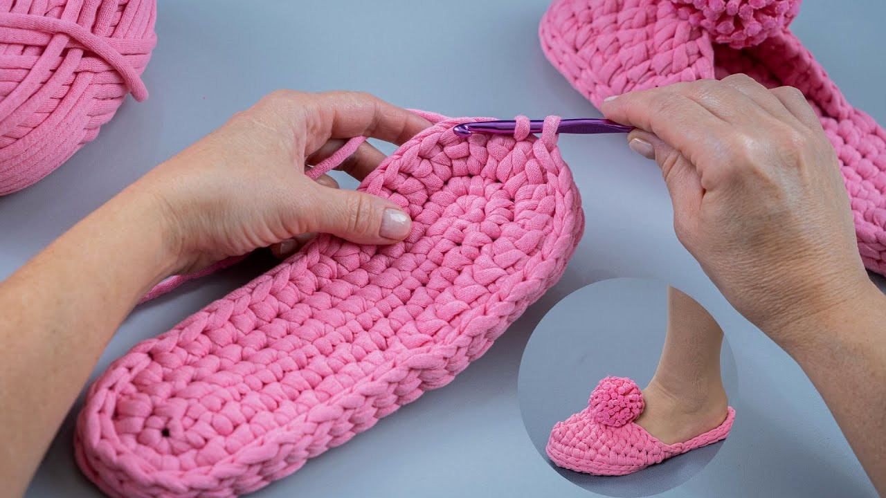 Comfortable crochet home slippers on the sole - even a beginner can handle it!
