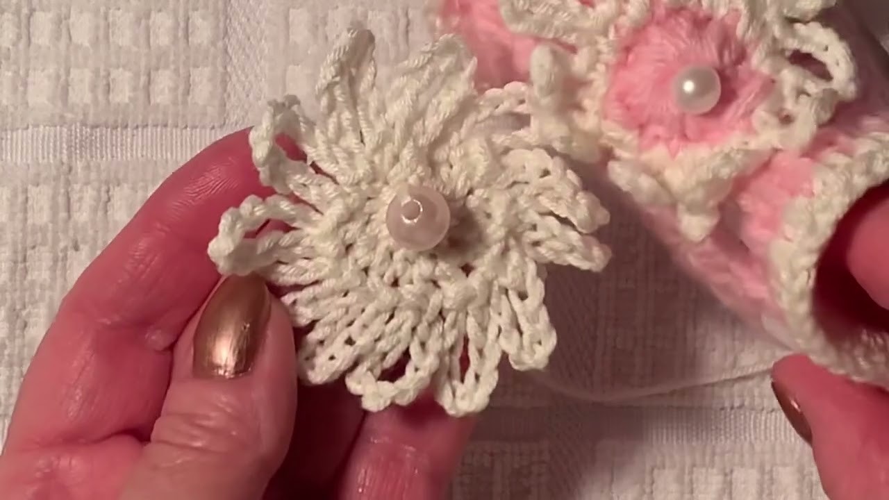 How to Crochet Daisy Flower as decoration.for Baby booties.Baby hat.Baby Blanket.Easy for beginners