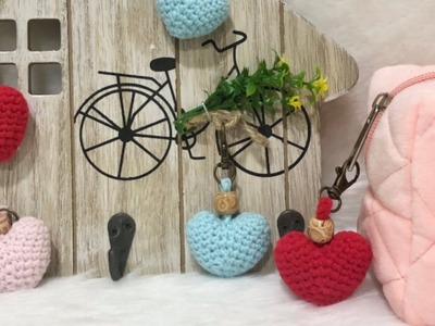 Crochet Heart Bag Charm | FREE crochet tutorial | Easy Valentines Gift